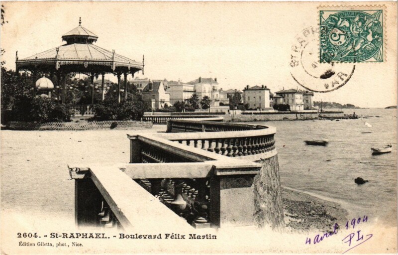 Carte postale ancienne Saint-Raphael - Boulevard Felix-Martin à Saint-Raphaël