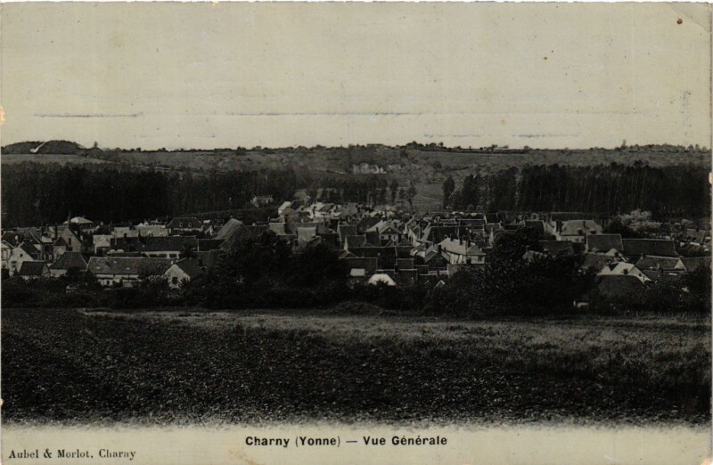 Carte postale ancienne Charny - Vue générale