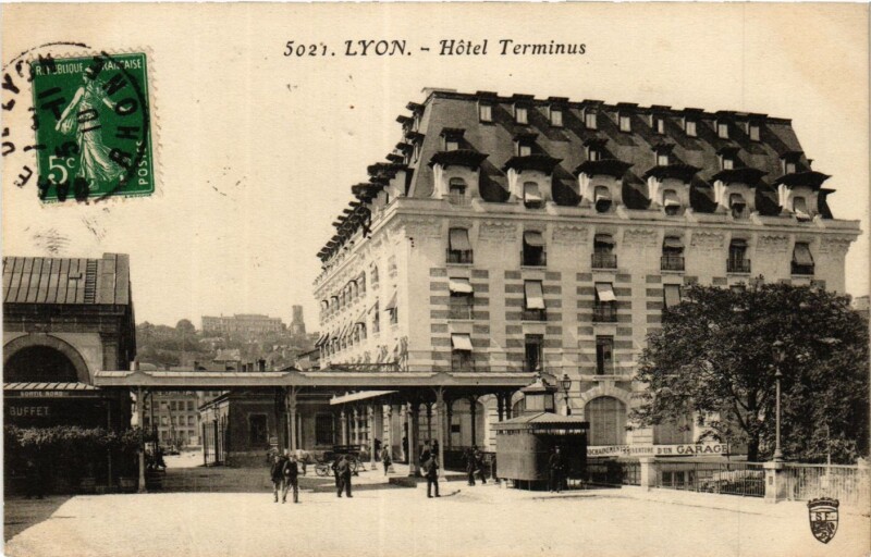Carte postale ancienne Lyon - Hotel Terminus à Lyon