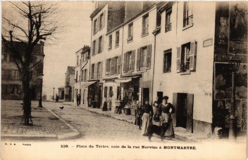 Carte postale ancienne Place du Tertre - Coin de la rue Norvins à Montmartre à Paris 18e