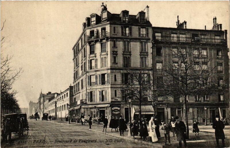 Carte postale ancienne Boulevard de Vaugirard à Paris 15e