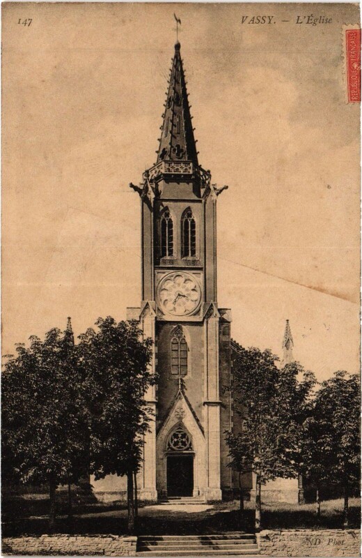 Carte postale ancienne Vassy L'Eglise