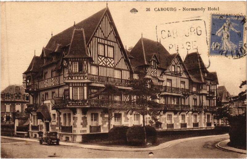 Carte postale ancienne Cabourg Normandy Hotel à Cabourg