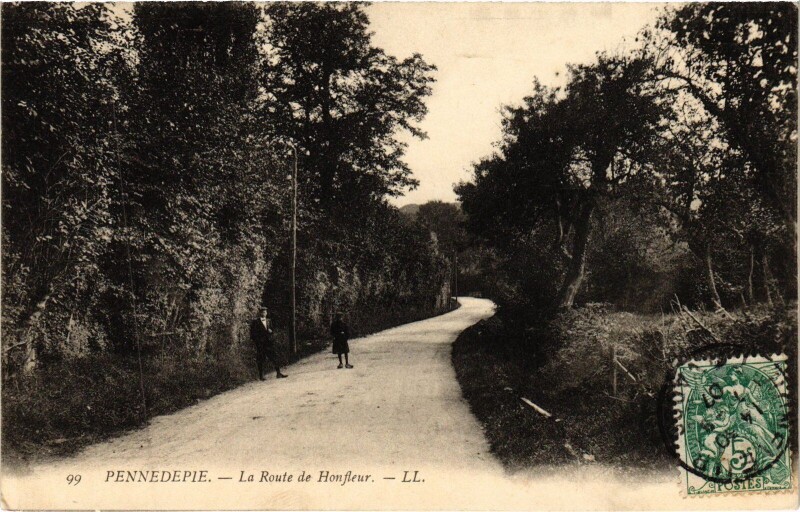Carte postale ancienne Pennedepie La Route de Honfleur à Honfleur
