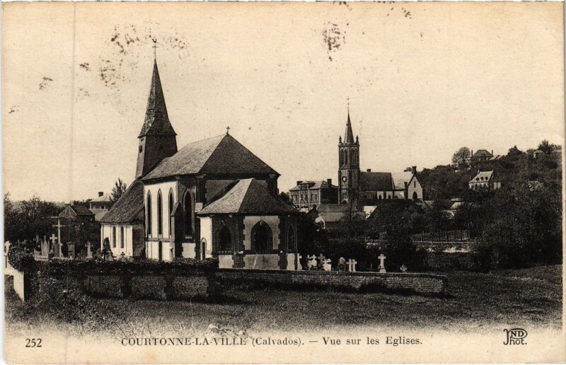 Carte postale ancienne Courtonne-la-Meurdrac Courtonne-la-Ville - Vue sur les Eglises à Courtonne-la-Meurdrac