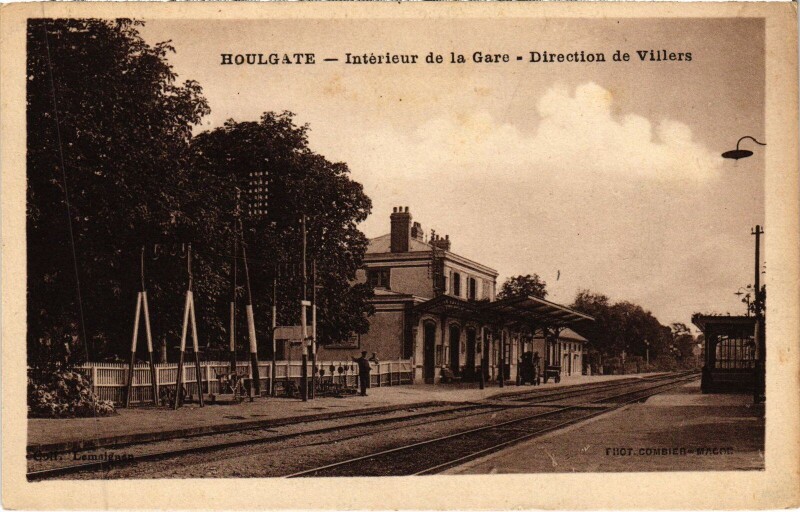 Carte postale ancienne Houlgate Interieur de la Gare à Houlgate