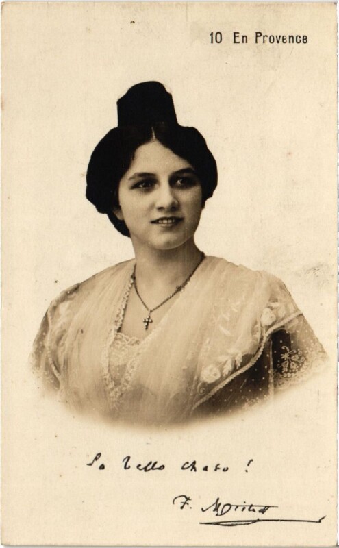 Carte postale ancienne En Provence - Femme - Type