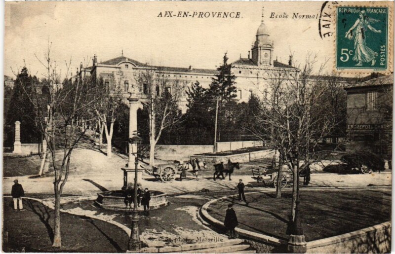 Carte postale ancienne Aix-en-Provence Ecole Normale à Aix-en-Provence
