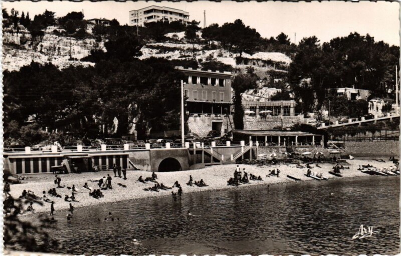 Carte postale ancienne Cassis Plage du Bestouan à Cassis