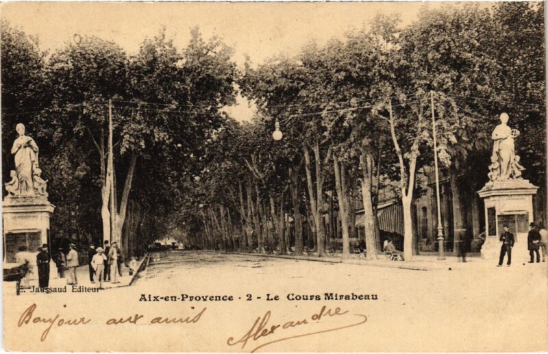 Carte postale ancienne Aix-en-Provence Le Cours Mirabeau à Aix-en-Provence