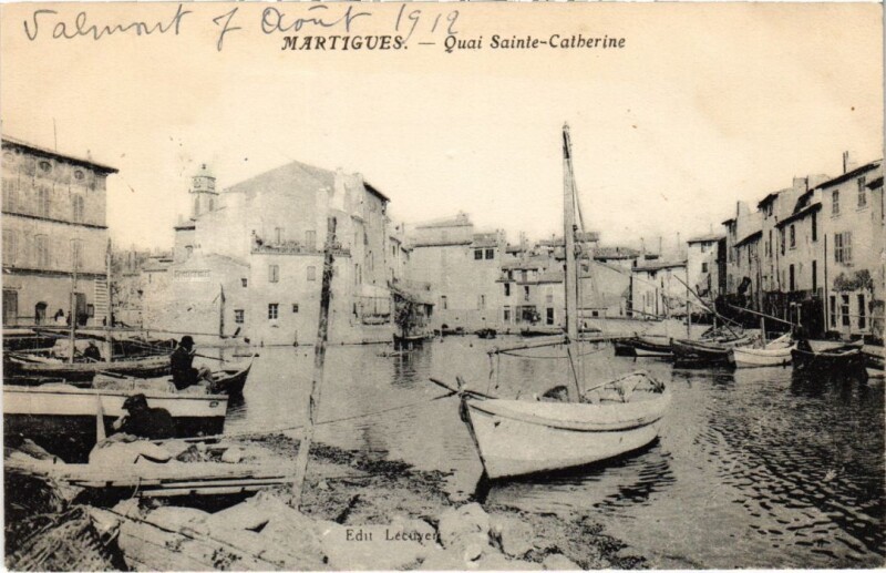 Carte postale ancienne Martigues Quai Sainte-Catherine à Martigues