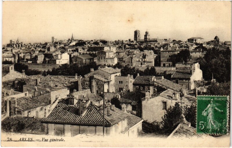 Carte postale ancienne Arles Vue Generale à Arles