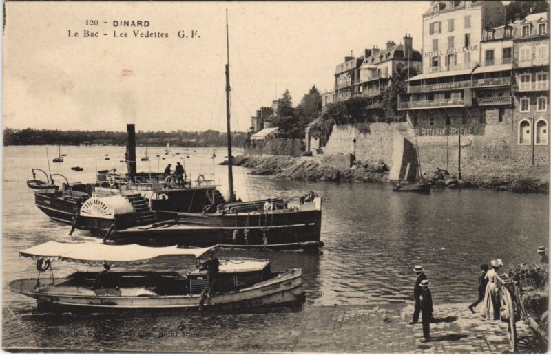 Carte postale ancienne Dinard Le Bac, les Vedettes à Dinard