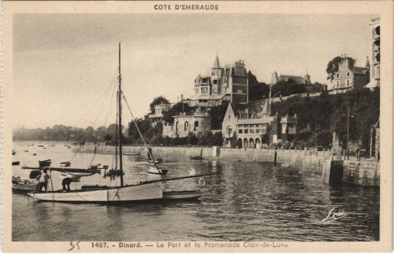 Carte postale ancienne Dinard Le Port et la Promenade Clair de Lune à Dinard