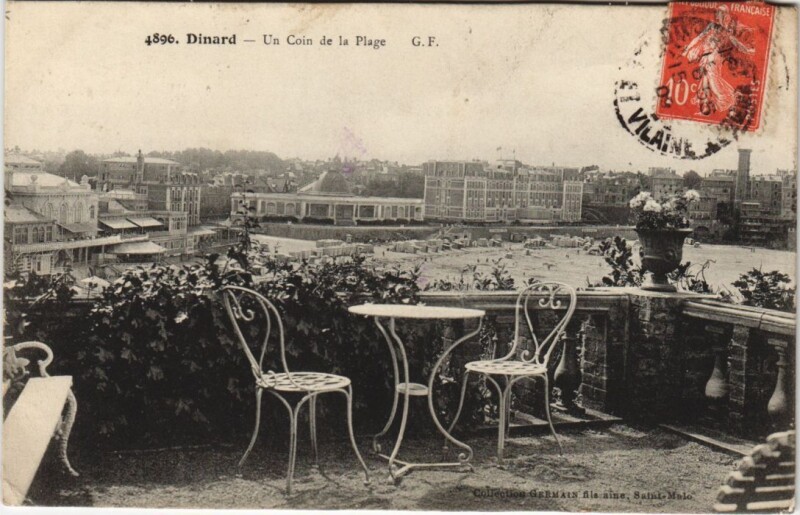 Carte postale ancienne Dinard un coin de la Plage à Dinard