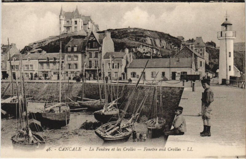 Carte postale ancienne Cancale La Fenetre et les Crolles à Cancale