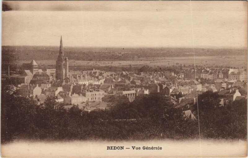 Carte postale ancienne Redon vue generale à Redon