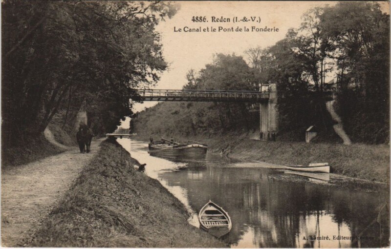 Carte postale ancienne Redon (I.-et-V.) - Le Canal et le Pont de la Fonderie à Redon