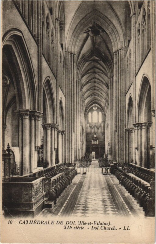 Carte postale ancienne Dol de Bretagne La Cathedrale à Dol-de-Bretagne