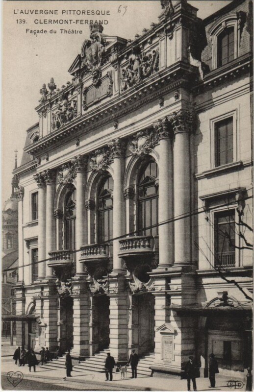 Carte postale ancienne Clermont Ferrand facade du Theatre à Clermont-Ferrand
