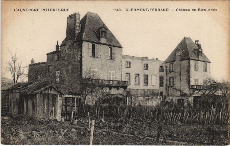 Carte postale ancienne Clermont Ferrand Chateau de Bien Assis à Clermont-Ferrand