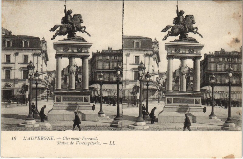 Carte postale ancienne Clermont Ferrand Statue de Vercingetorix à Clermont-Ferrand