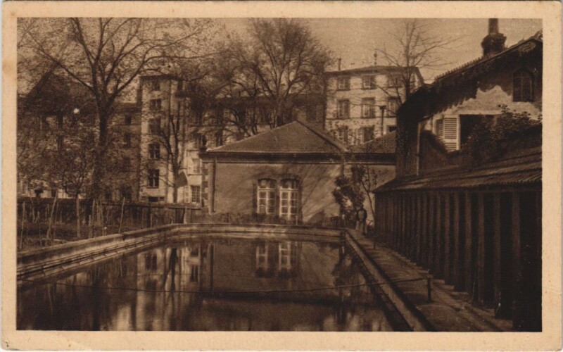 Carte postale ancienne Clermont Ferrand Piscine de natation à Clermont-Ferrand
