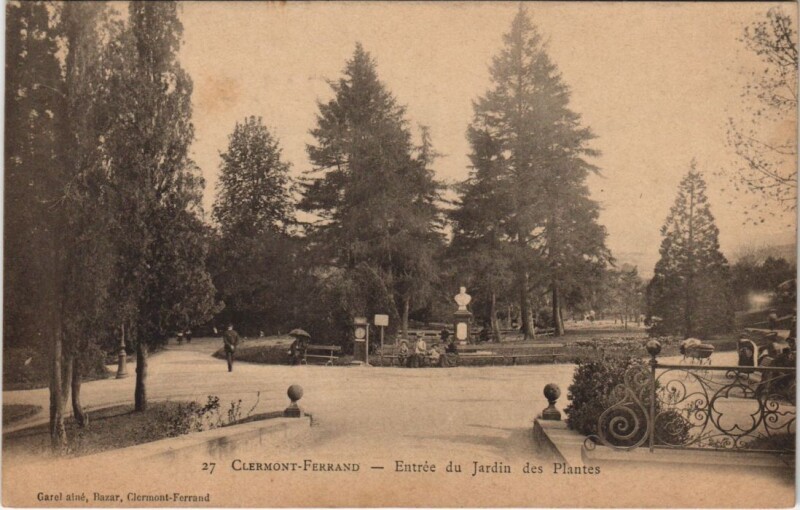 Carte postale ancienne Clermont Ferrand Entree du Jardin des Plantes à Clermont-Ferrand