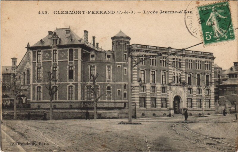 Carte postale ancienne Clermont Ferrand Lycee Jeanne d'Arc à Clermont-Ferrand