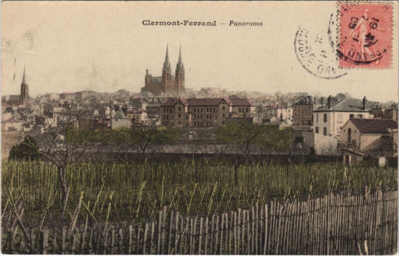 Carte postale ancienne Clermont Ferrand panorama à Clermont-Ferrand