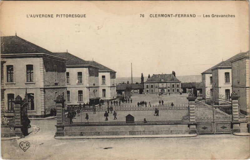 Carte postale ancienne Clermont Ferrand Les Gravanches à Clermont-Ferrand