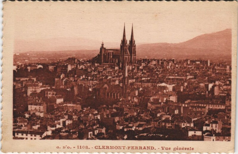 Carte postale ancienne Clermont Ferrand vue generale à Clermont-Ferrand