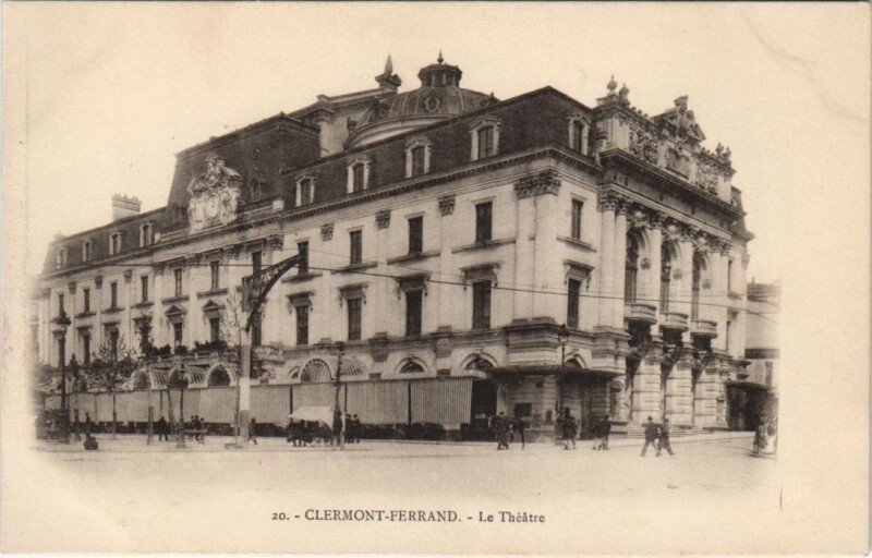 Carte postale ancienne Clermont Ferrand Le Theatre à Clermont-Ferrand