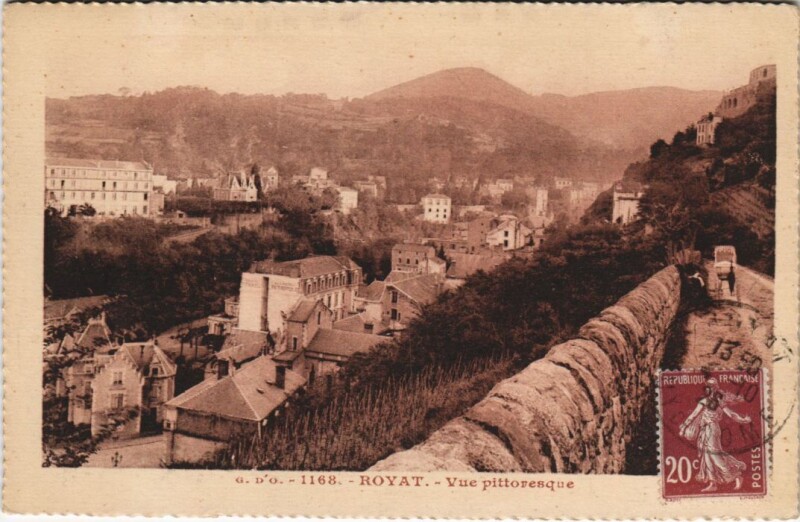Carte postale ancienne Royat vue pittoresque à Royat