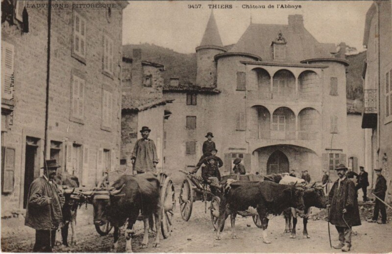 Carte postale ancienne Thiers Chateau de l'Abbaye à Thiers