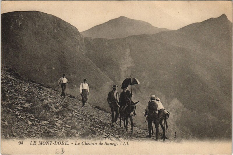 Carte postale ancienne Le Mont Dore Chemin de Sancy à Mont-Dore