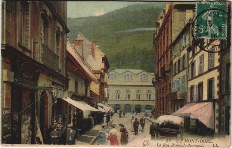 Carte postale ancienne Le Mont Dore Rue Ramond à Mont-Dore