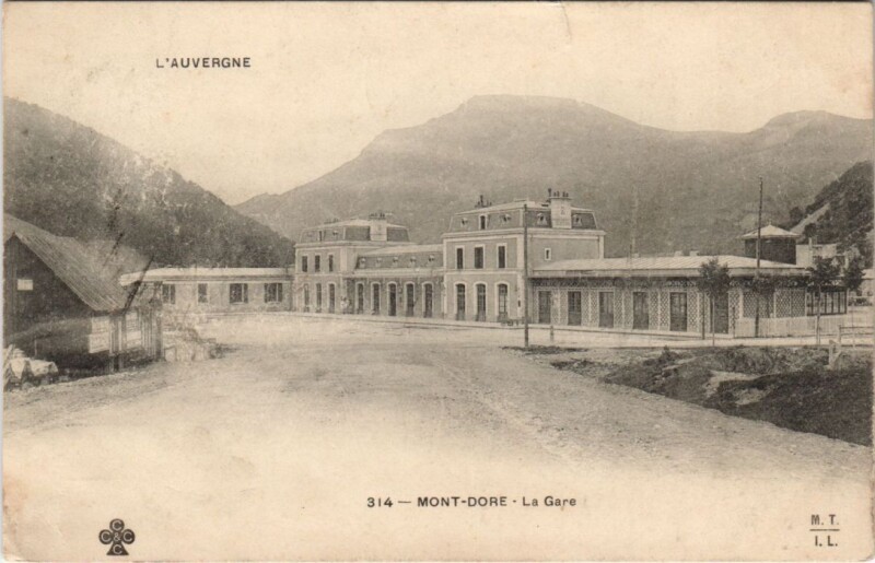 Carte postale ancienne Le Mont Dore La Gare à Mont-Dore