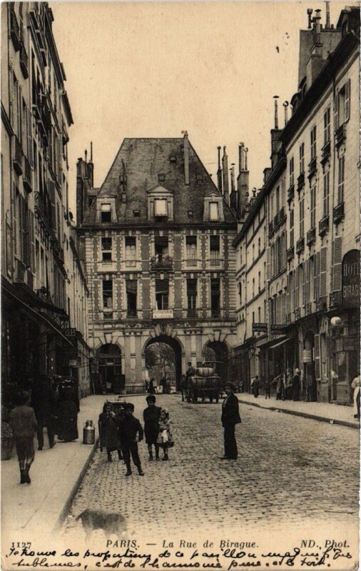 Carte postale ancienne Paris 4e Rue de Birague à Paris 4e