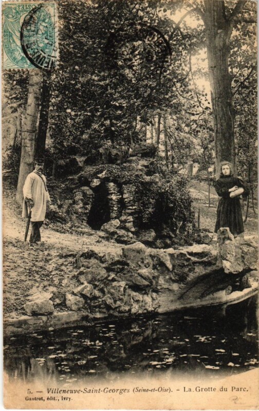 Carte postale ancienne Villeneuve St.Georges La Grotte du Parc France
