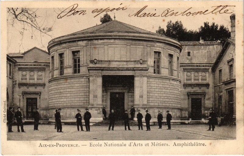 Carte postale ancienne Aix-en-Provence Ecole Nationale d'Arts et Metiers - Amphitheatre à Aix-en-Provence
