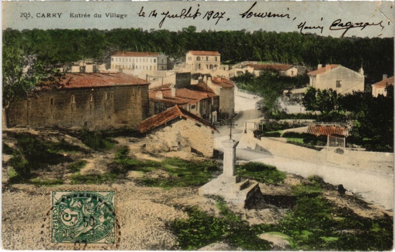 Carte postale ancienne Carry Entree du Village