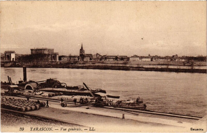 Carte postale ancienne Tarascon Vue Generale à Tarascon