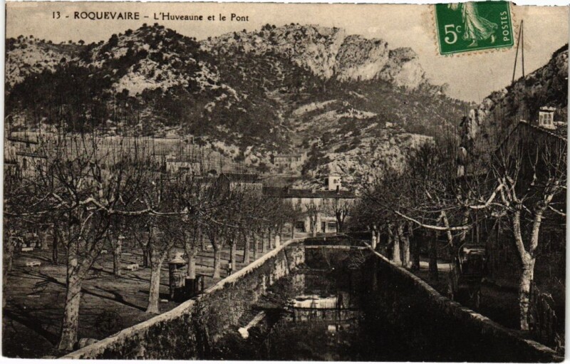 Carte postale ancienne Roquevaire L'Huveaune et le Pont à Roquevaire