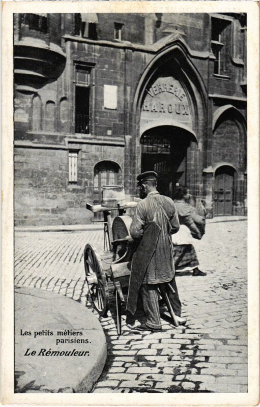 Carte postale ancienne Paris Petits Metiers le remouleur