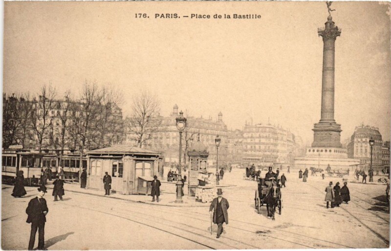Carte postale ancienne Place de la Bastille à Paris 12e