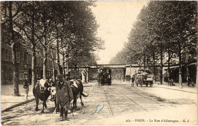 Carte postale ancienne La Rue d'Allemagne à Paris 19e