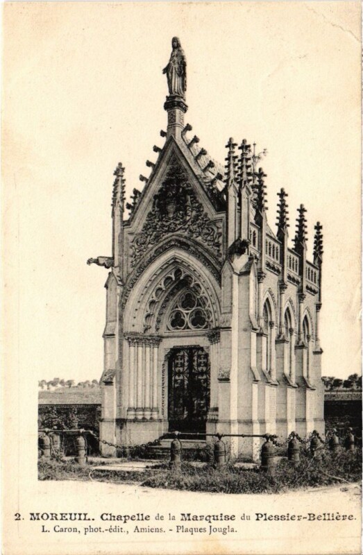 Carte postale ancienne Moreuil Chapelle de la Marquise de Plessier-Belliere à Moreuil