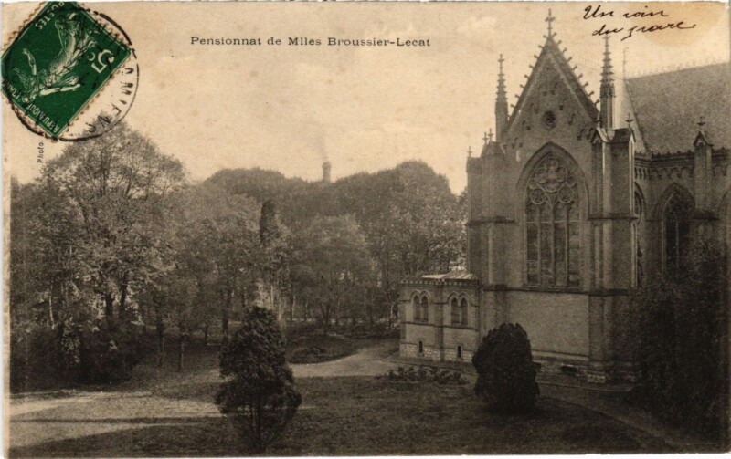 Carte postale ancienne Pensionnat de Miles Broussier-Lecat