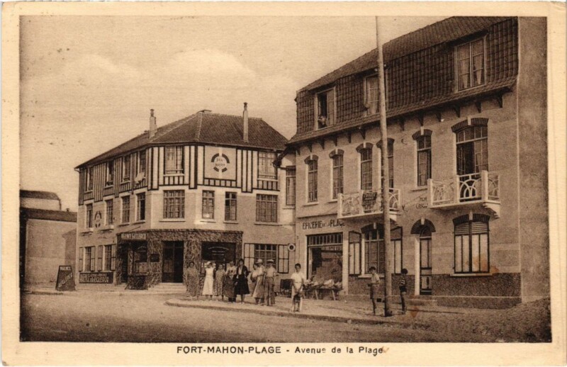Carte postale ancienne Fort-Mahon-Plage Avenue de la Plage à Fort-Mahon-Plage